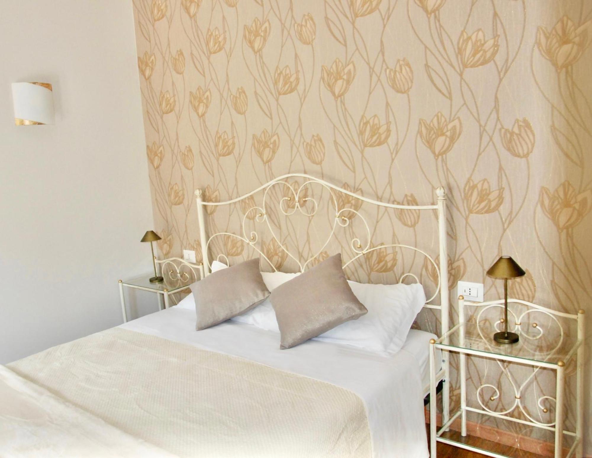 Domus 44 Rooms Verona Exterior foto